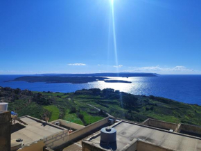 Sunset Serenity: 180° Sea Views